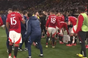 kaiyun-90分钟战报-曼联2-2里昂总比分4-4 里昂连扳2球比赛进加时